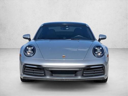 2022 Porsche 911 Carrera