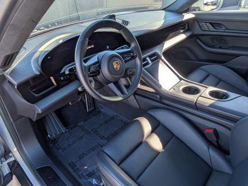 2023 Porsche Taycan GTS