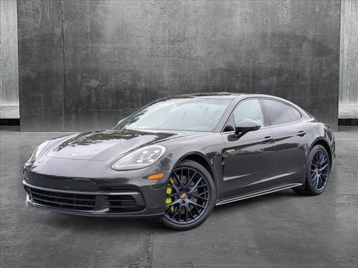 2018 Porsche Panamera E-Hybrid 4