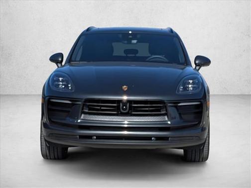 2025 Porsche Macan T