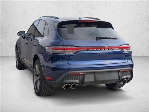 Gentian Blue Metallic 2023 Porsche Macan Macan