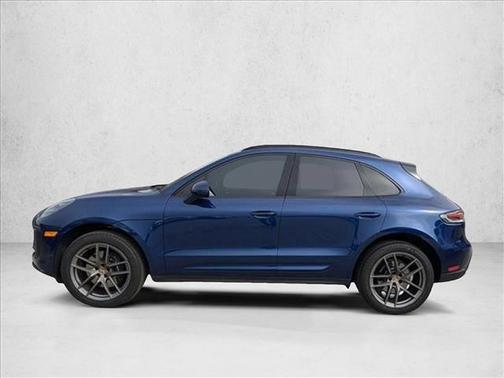 Gentian Blue Metallic 2023 Porsche Macan Macan