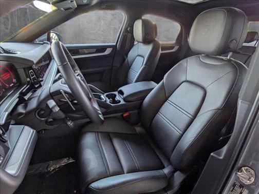 2024 Porsche Cayenne Coupe AWD