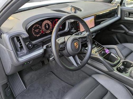 2024 Porsche Cayenne AWD