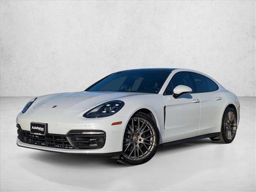 2023 Porsche Panamera 4 Platinum Edition