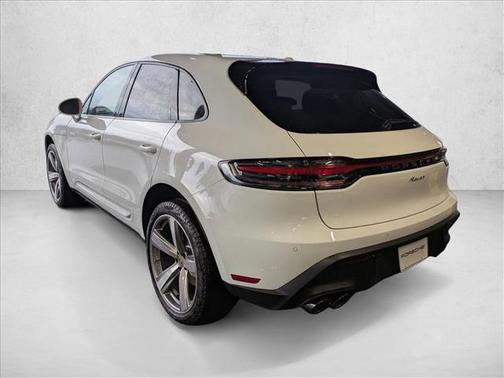 2025 Porsche Macan AWD