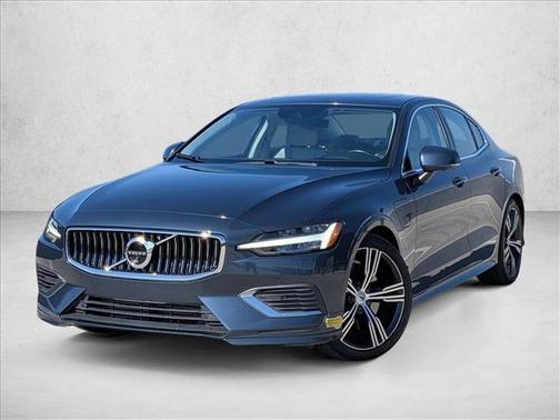 2022 Volvo S60 Recharge Plug-In Hybrid T8 Inscription