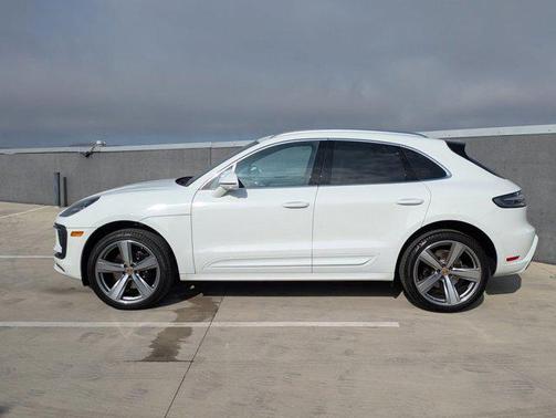 2025 Porsche Macan S