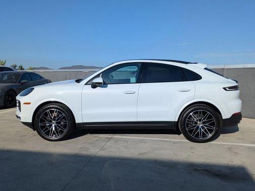 2024 Porsche Cayenne Coupe AWD