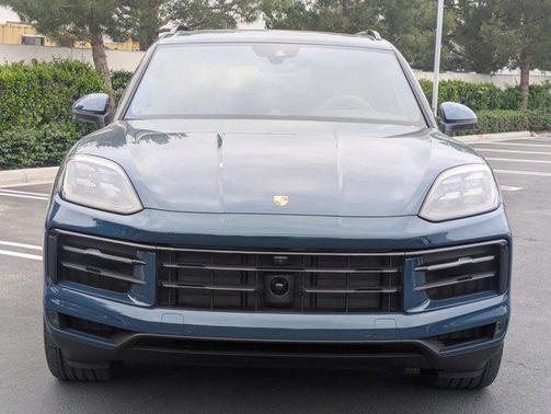 2025 Porsche Cayenne S