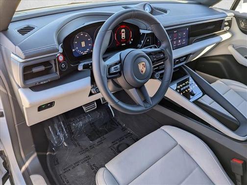2025 Porsche Macan Electric