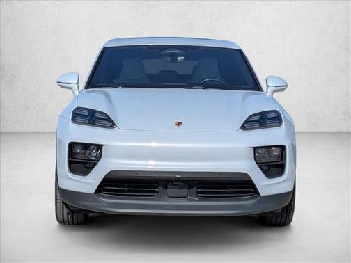2025 Porsche Macan Electric