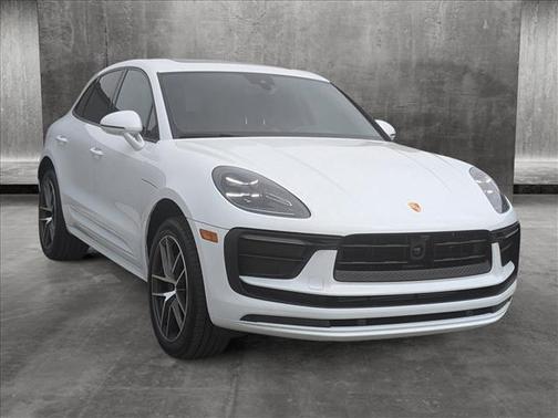 2024 Porsche Macan AWD