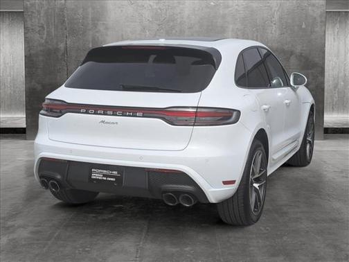 2024 Porsche Macan AWD