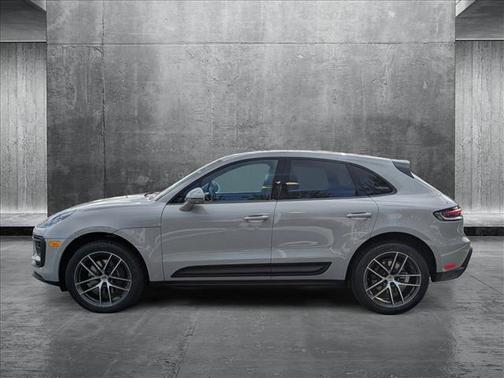 2024 Porsche Macan Base