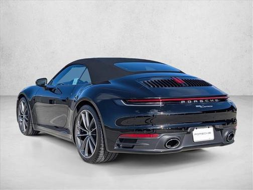 2021 Porsche 911 Carrera