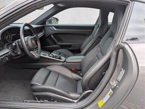 2024 Porsche 911 Carrera