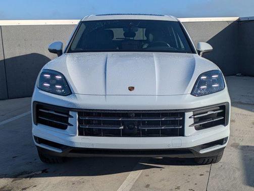 2024 Porsche Cayenne AWD