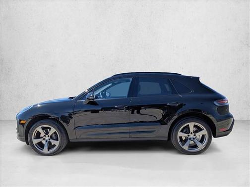2025 Porsche Macan T