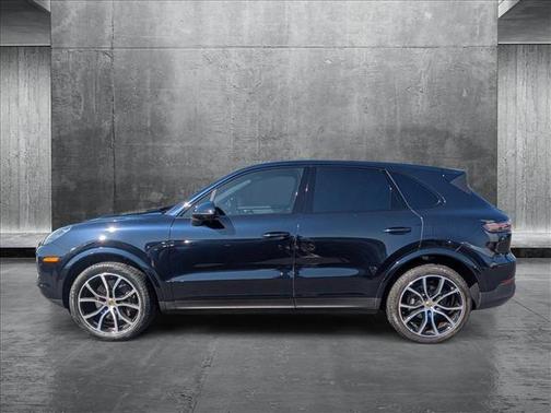 2022 Porsche Cayenne AWD