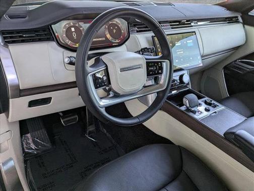2023 Land Rover Range Rover P400 SE