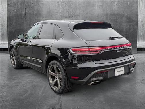 2024 Porsche Macan Base