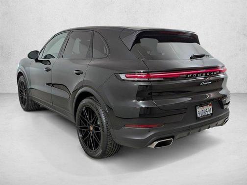 Chromite Black Metallic 2025 Porsche Cayenne Cayenne