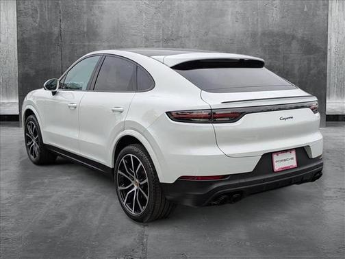 2022 Porsche Cayenne Coupe AWD