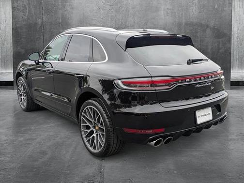 2020 Porsche Macan Turbo