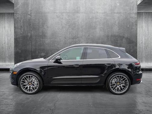 2020 Porsche Macan Turbo