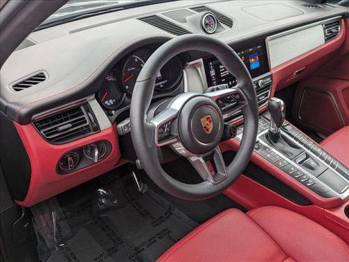2020 Porsche Macan Turbo