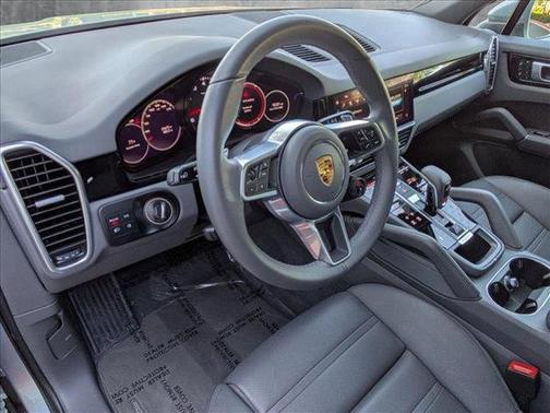 2022 Porsche Cayenne AWD