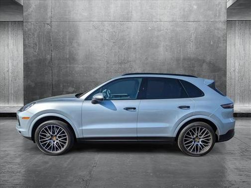 2022 Porsche Cayenne AWD