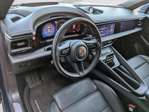 2024 Porsche Macan 4