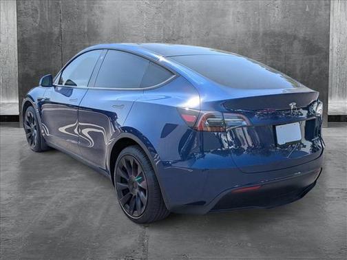 2021 Tesla Model Y Long Range Dual Motor All-Wheel Drive