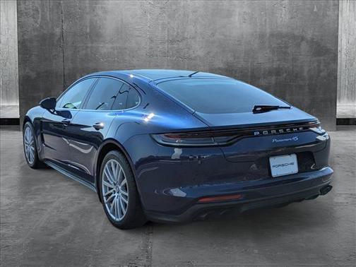 2023 Porsche Panamera 4S