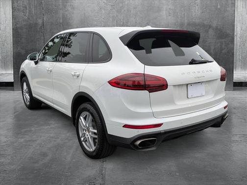 2018 Porsche Cayenne Base