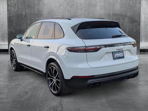 2023 Porsche Cayenne Platinum Edition