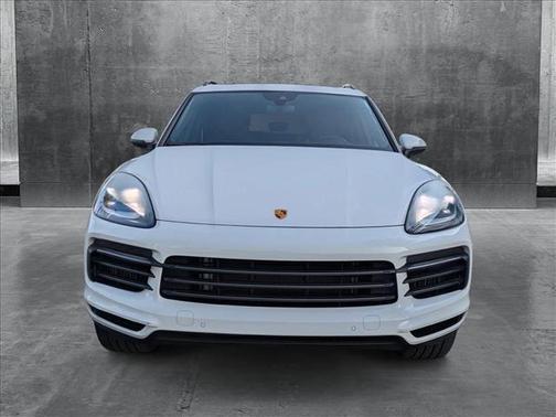 2023 Porsche Cayenne Platinum Edition
