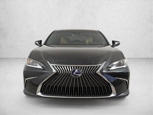 2021 Lexus ES 300h Base