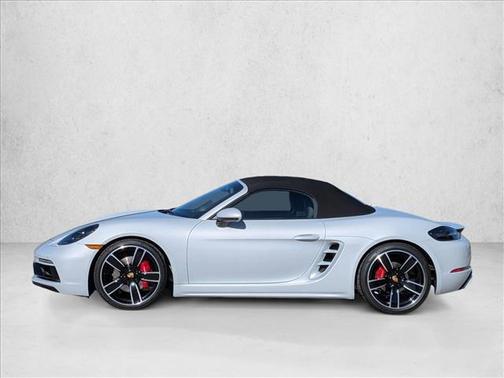 2025 Porsche 718 Boxster S