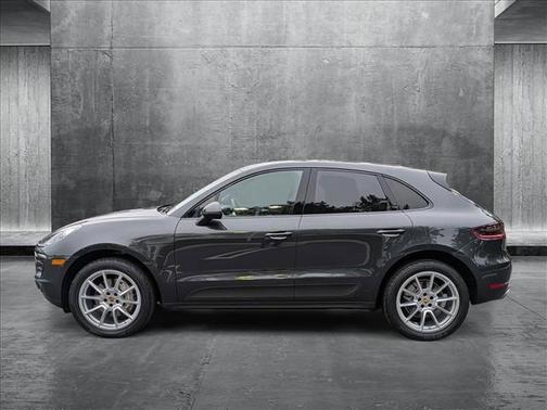 2018 Porsche Macan Base