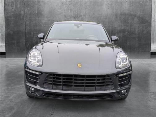 2018 Porsche Macan Base