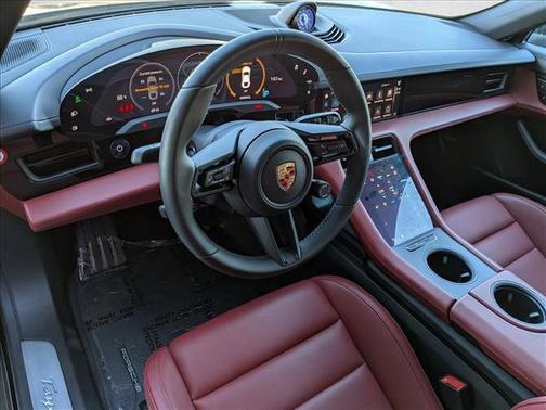 2024 Porsche Taycan 4S