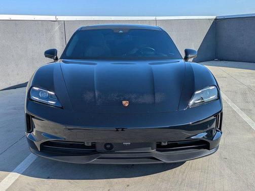 2025 Porsche Taycan RWD