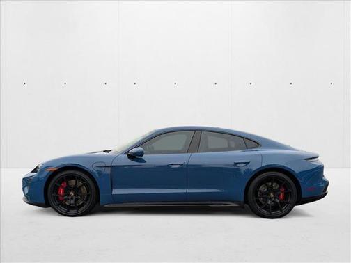 2022 Porsche Taycan GTS