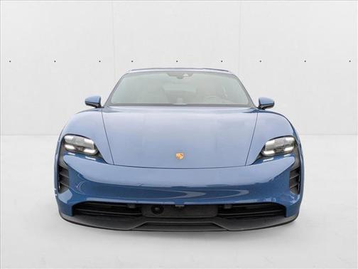2022 Porsche Taycan GTS