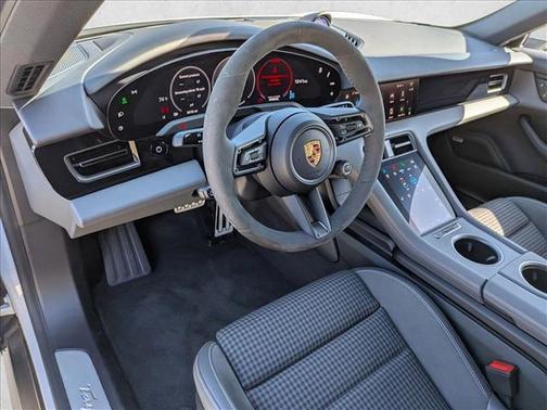 2025 Porsche Taycan 4S