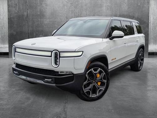 2022 Rivian R1S Launch Edition