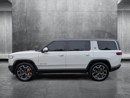 2022 Rivian R1S Launch Edition